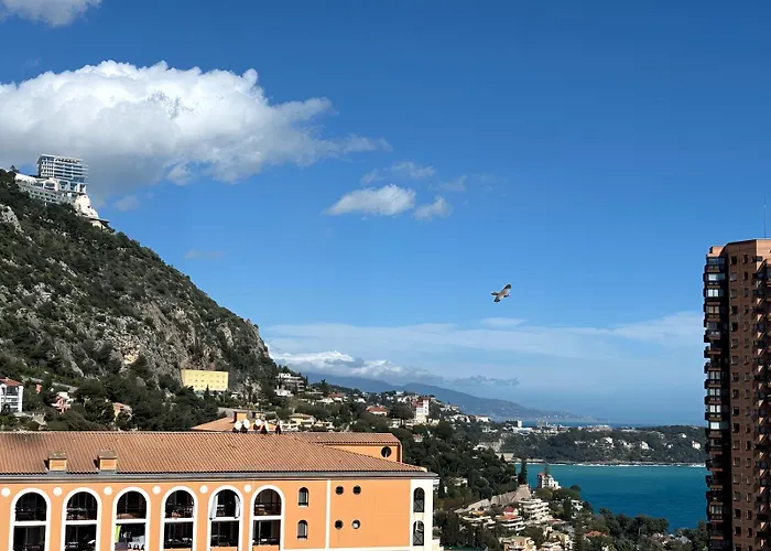 Vue A Proximite De Monaco * Beausoleil